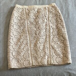 Ann Taylor petite 0 Elegant Cream Lace Skirt
